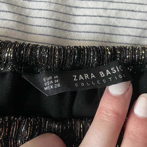 Zara Basic Collection Off-The-Shoulder Metallic Top Size M - Picture 2 of 3